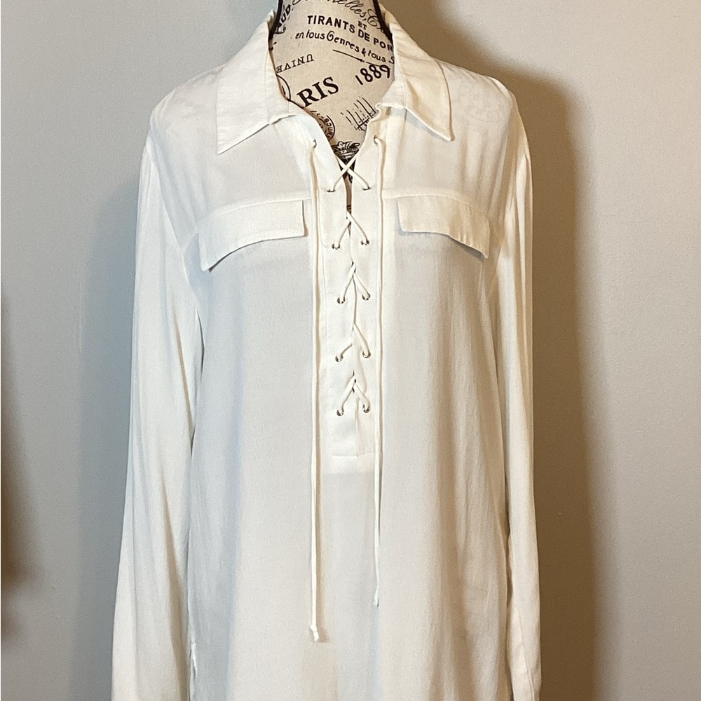 SILKY IVORY LONG SLEEVE TIE FRONT TOP SEMI SHEER 6” SLITS ON SIDES LULUS Sz. XL